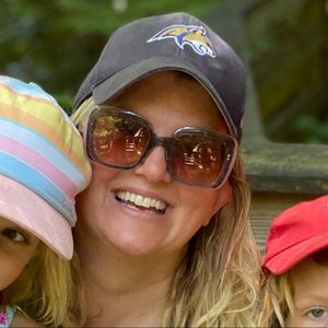 Meet your Posher, Valerie